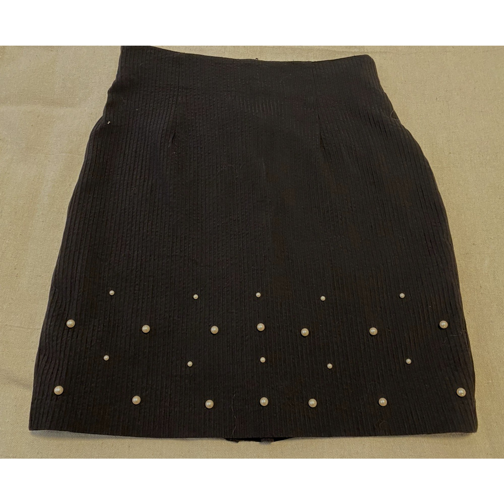 Vtg White on White Orginals Mini Skirt Size Small Navy w Faux Pearl Trim 80's